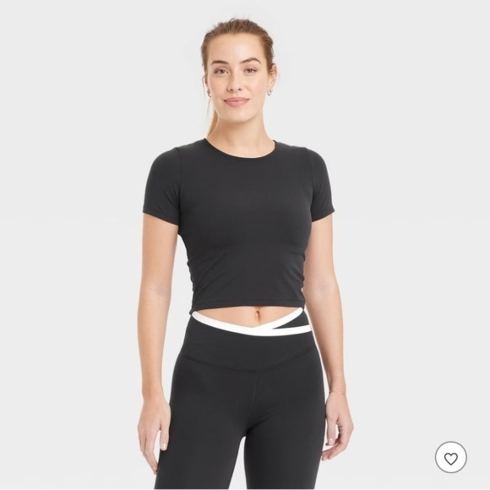 NWT Women's Everyday Soft Cropped Short Sleeve T-Shirt - All In Motion™